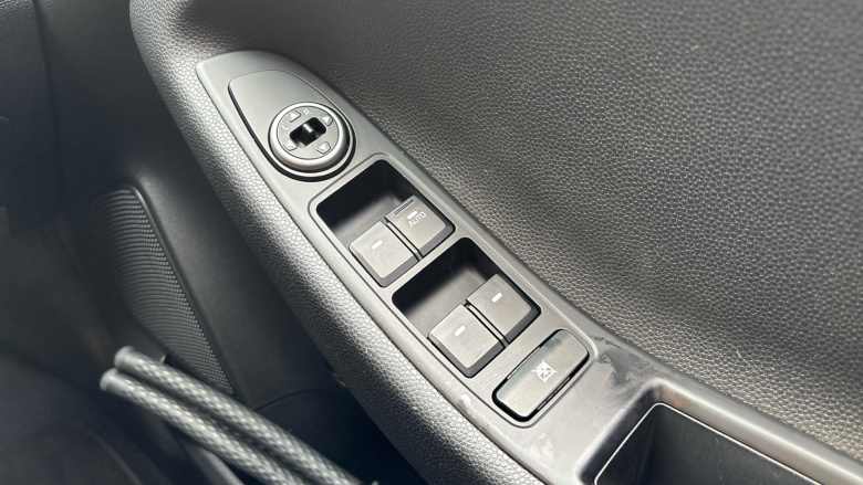 Hyundai i20 1.2 MPi SE 5dr Petrol Hatchback